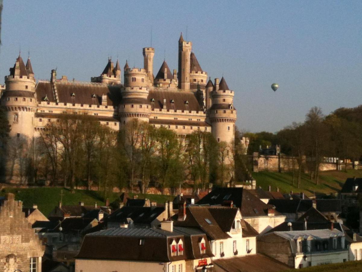 Logis Hotel Beaudon Pierrefonds Exterior foto